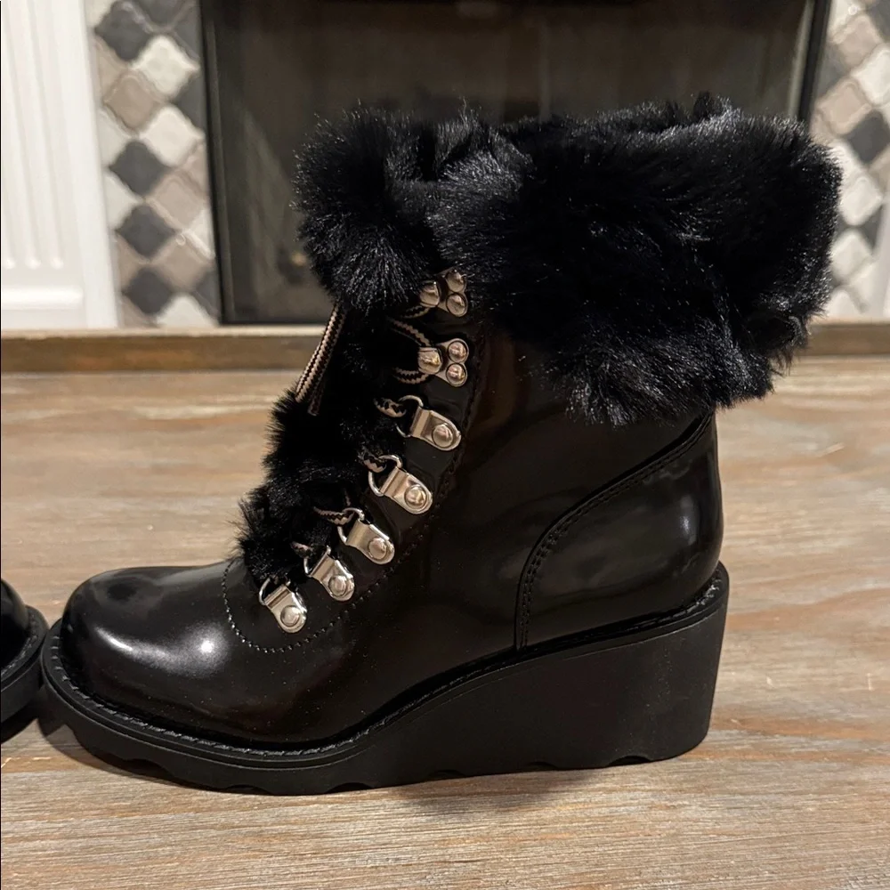 INC Hannia Patent Faux Fur Lace-Up Wedge Booties‎ Black Size 5.5 NIB